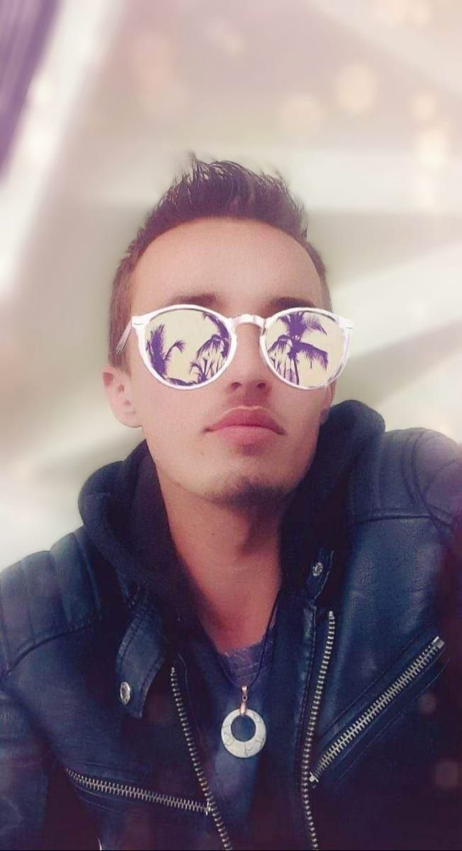 Profile of Everett, 22, Gay dating in Ocoee (Florida)