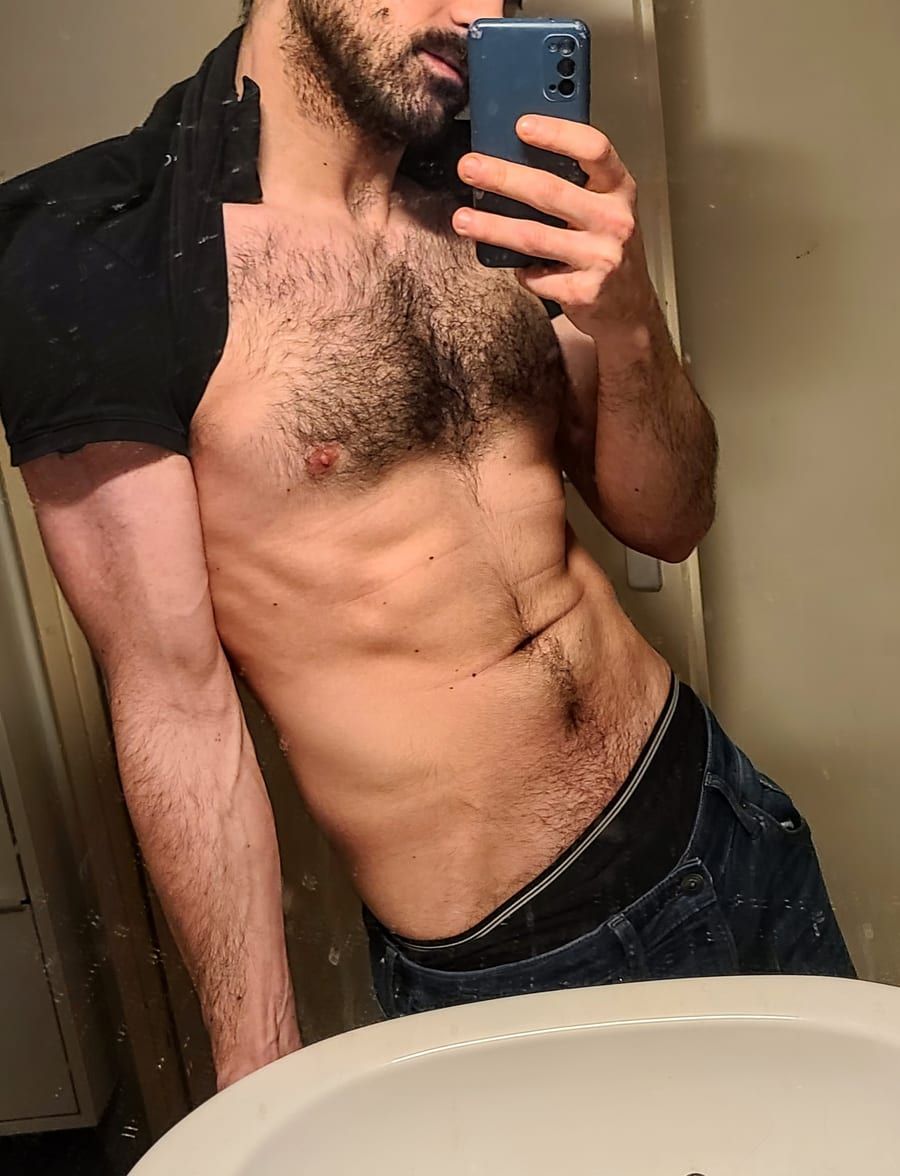 Profile of Luke, 29, Gay dating in Moody (Alabama)