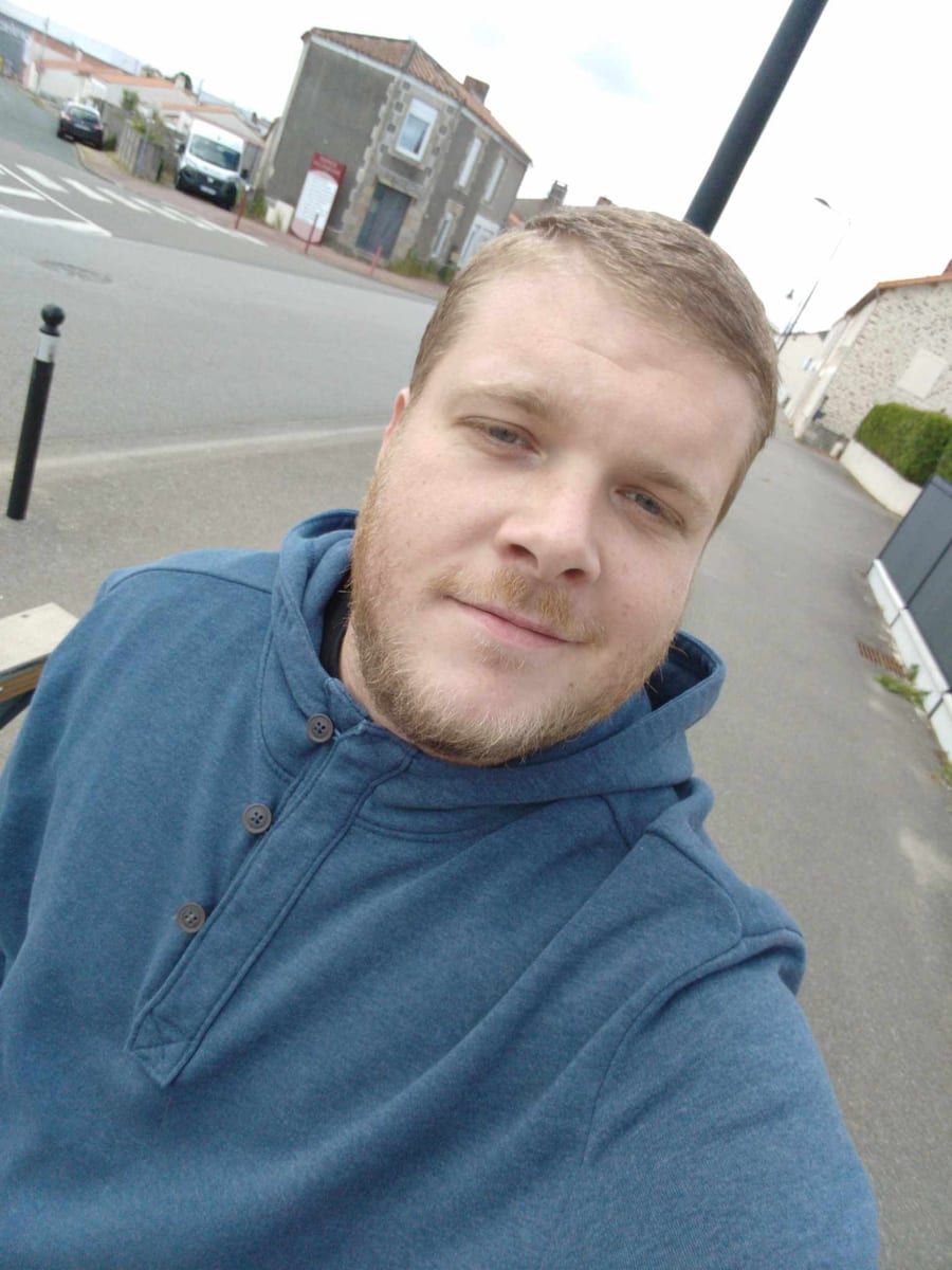 Profile of Bryson, 29, Gay dating in Moberly (Missouri)