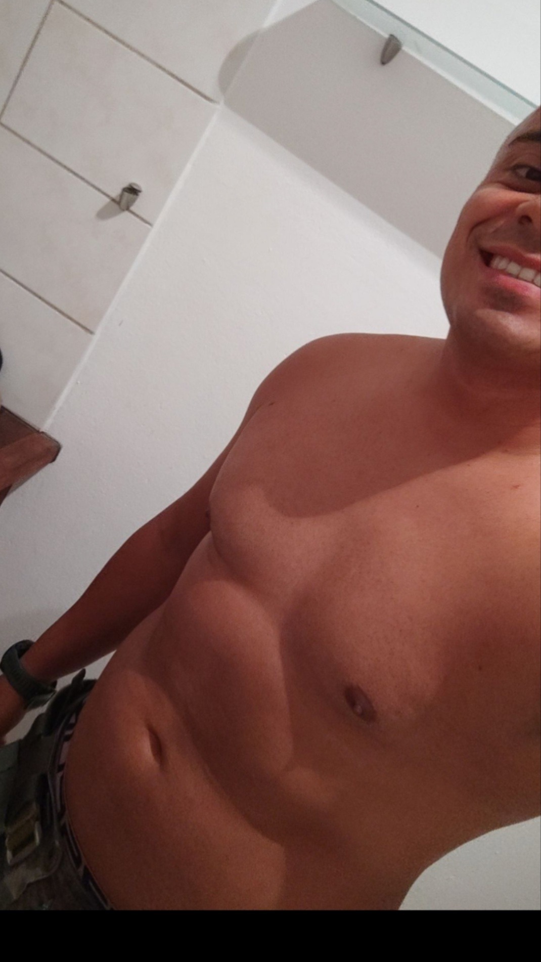 Profile of Clayton, 25, Gay dating in Marysville (Michigan)
