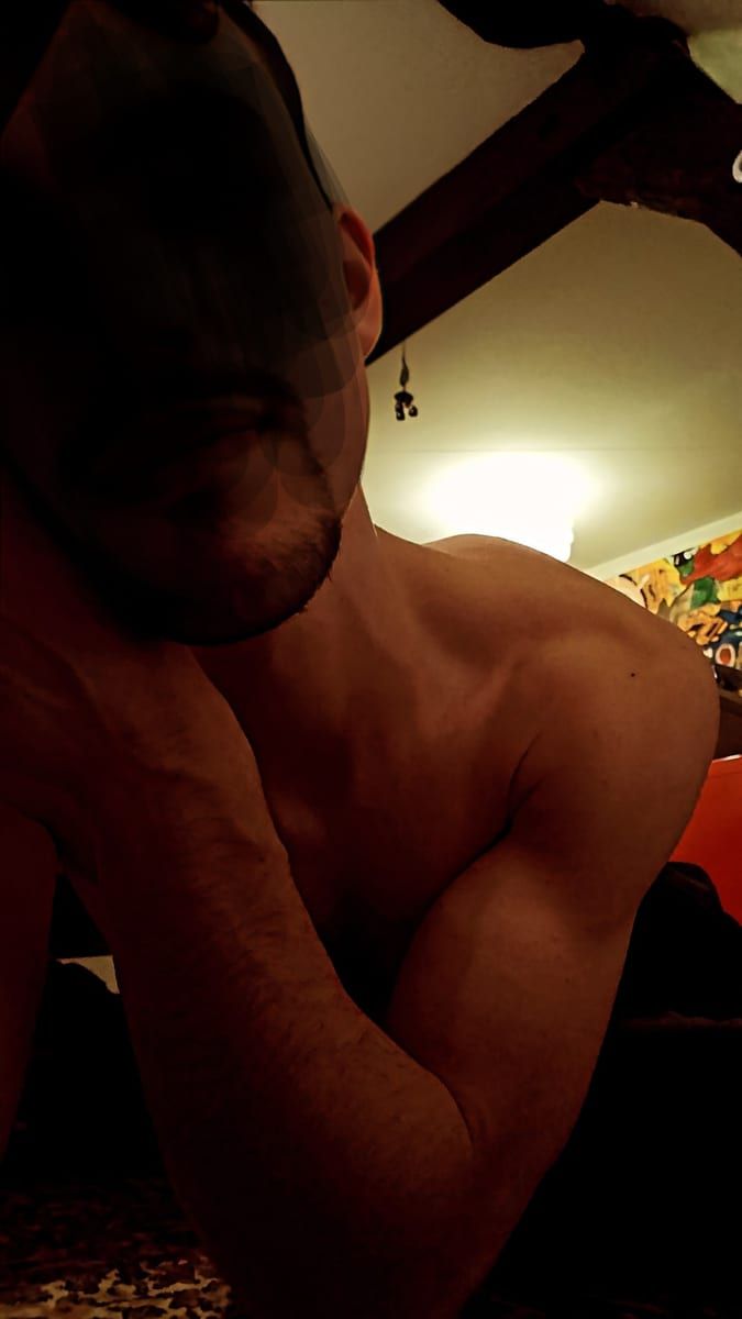 Jonah - Gay dating in North Liberty Profile of Jonah, 37, Gay dating in North Liberty (Iowa)
