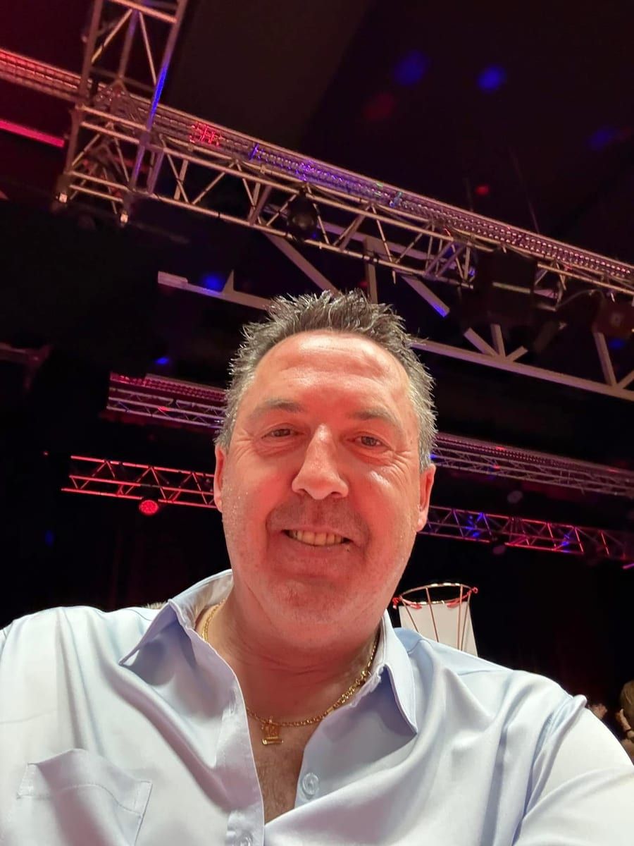 Profile of Tim, 40, Gay dating in Godfrey (Illinois)