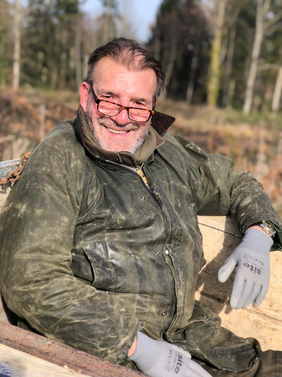 Profile of Everett, 45, Gay dating in Warsaw (Indiana)