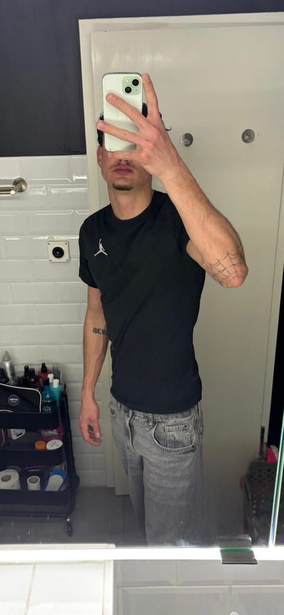 Profile of Adrian, 27, Gay dating in Fords (New Jersey)
