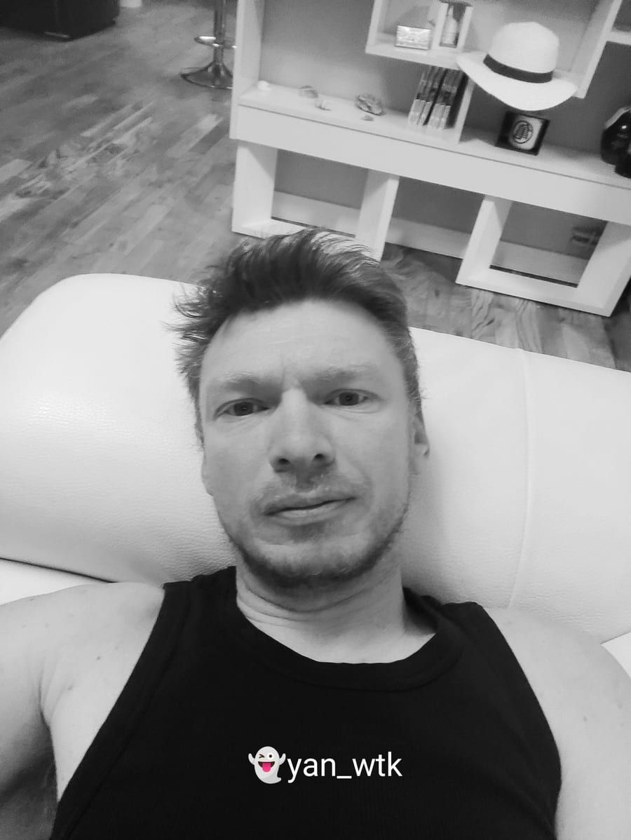 Profile of Damian, 34, Gay dating in Wright (Florida)