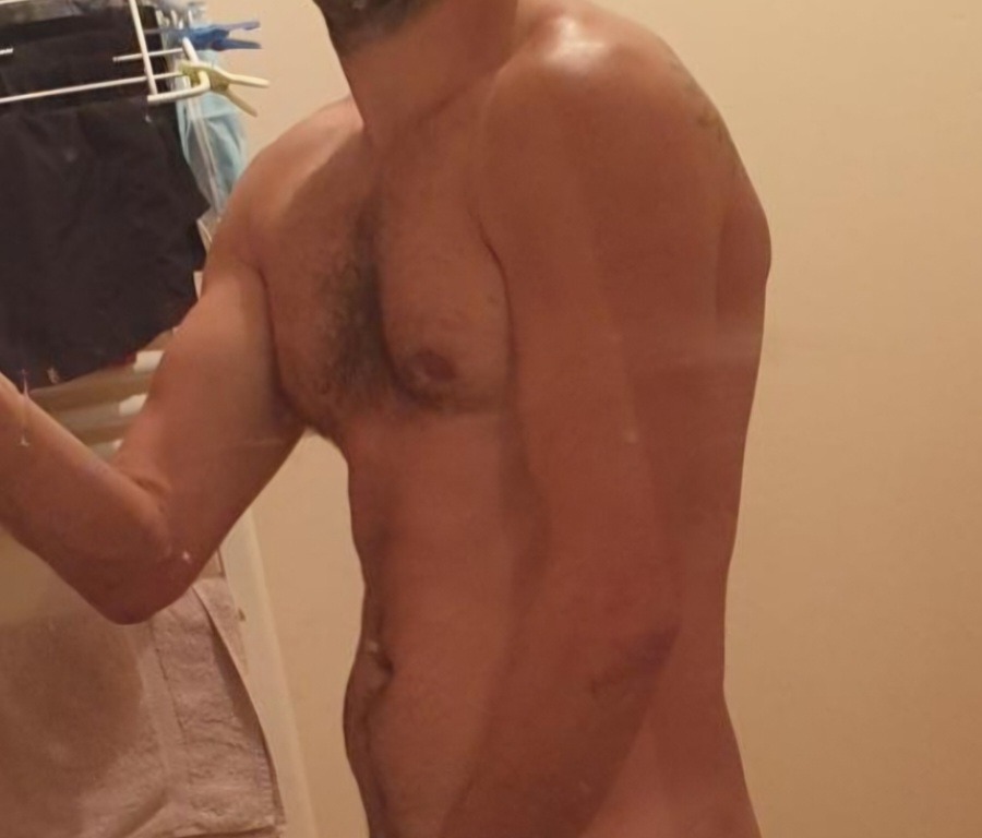 Profile of Carlos, 45, Gay dating in Myrtle Grove (North Carolina)