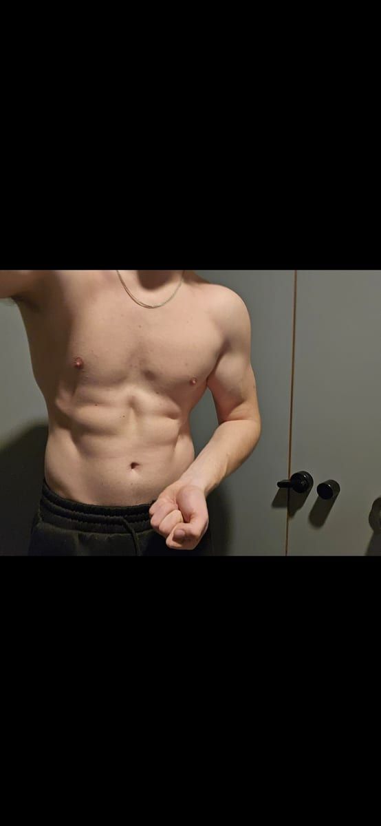 Profile of Darren, 29, Gay dating in Adrian (Michigan)