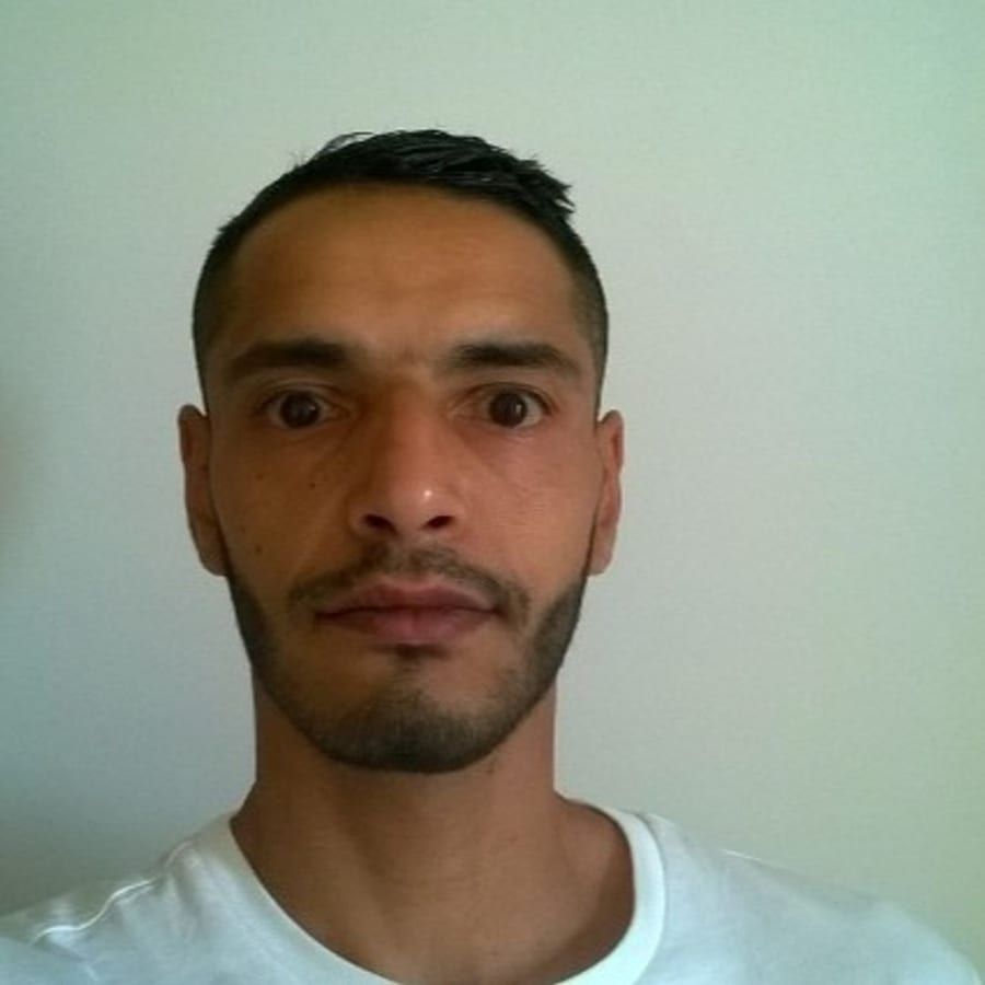 Corey - Gay dating in Newton Profile of Corey, 39, Gay dating in Newton (Iowa)