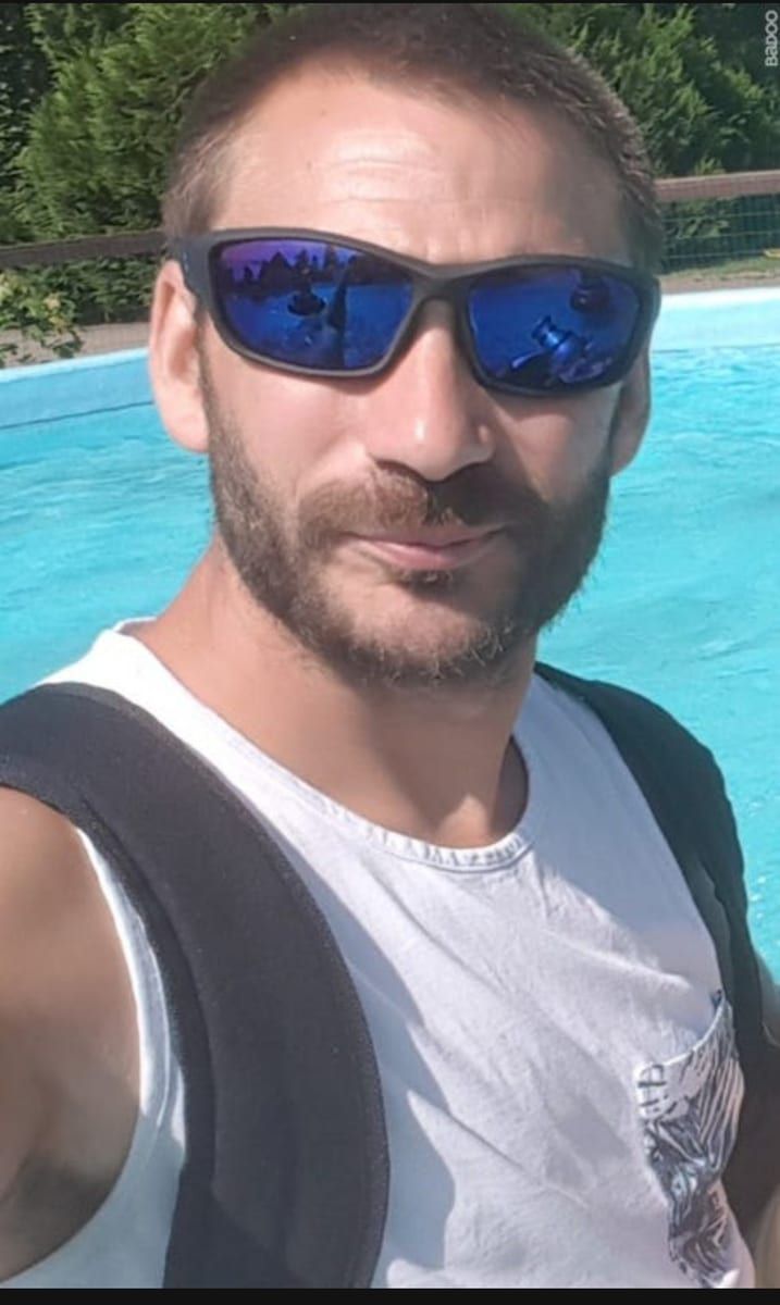 Profile of Gary, 33, Gay dating in Gresham (Oregon)