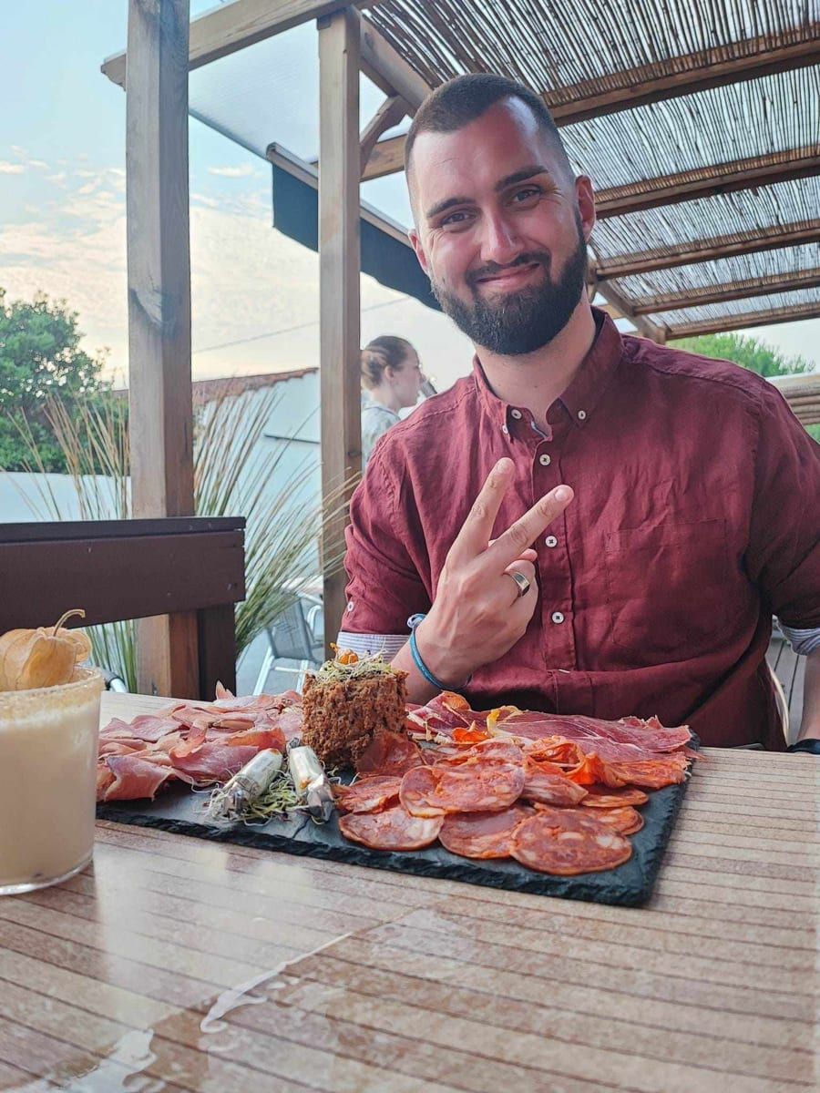 James - Gay dating in Independent Hill Profile of James, 32, Gay dating in Independent Hill (Virginia)
