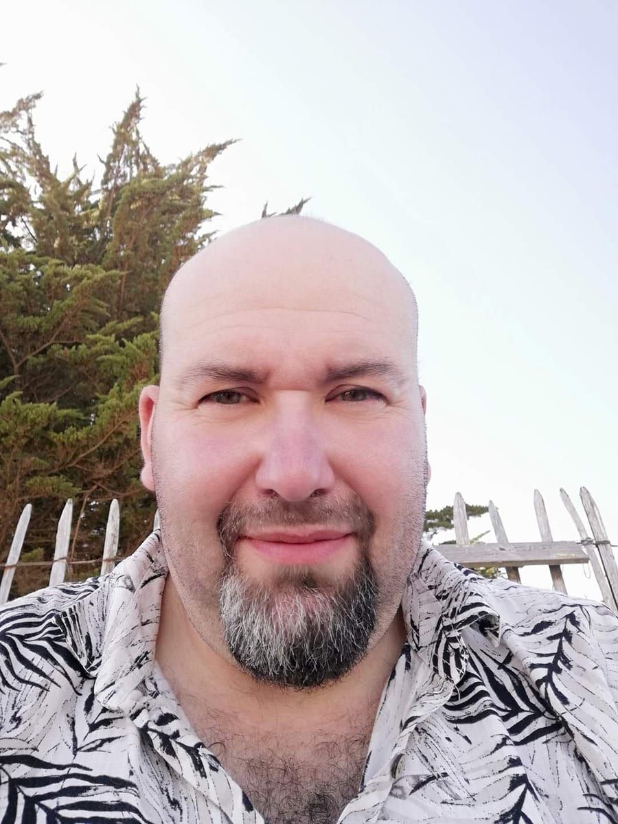 Profile of Andy, 42, Gay dating in Cornelius (Oregon)