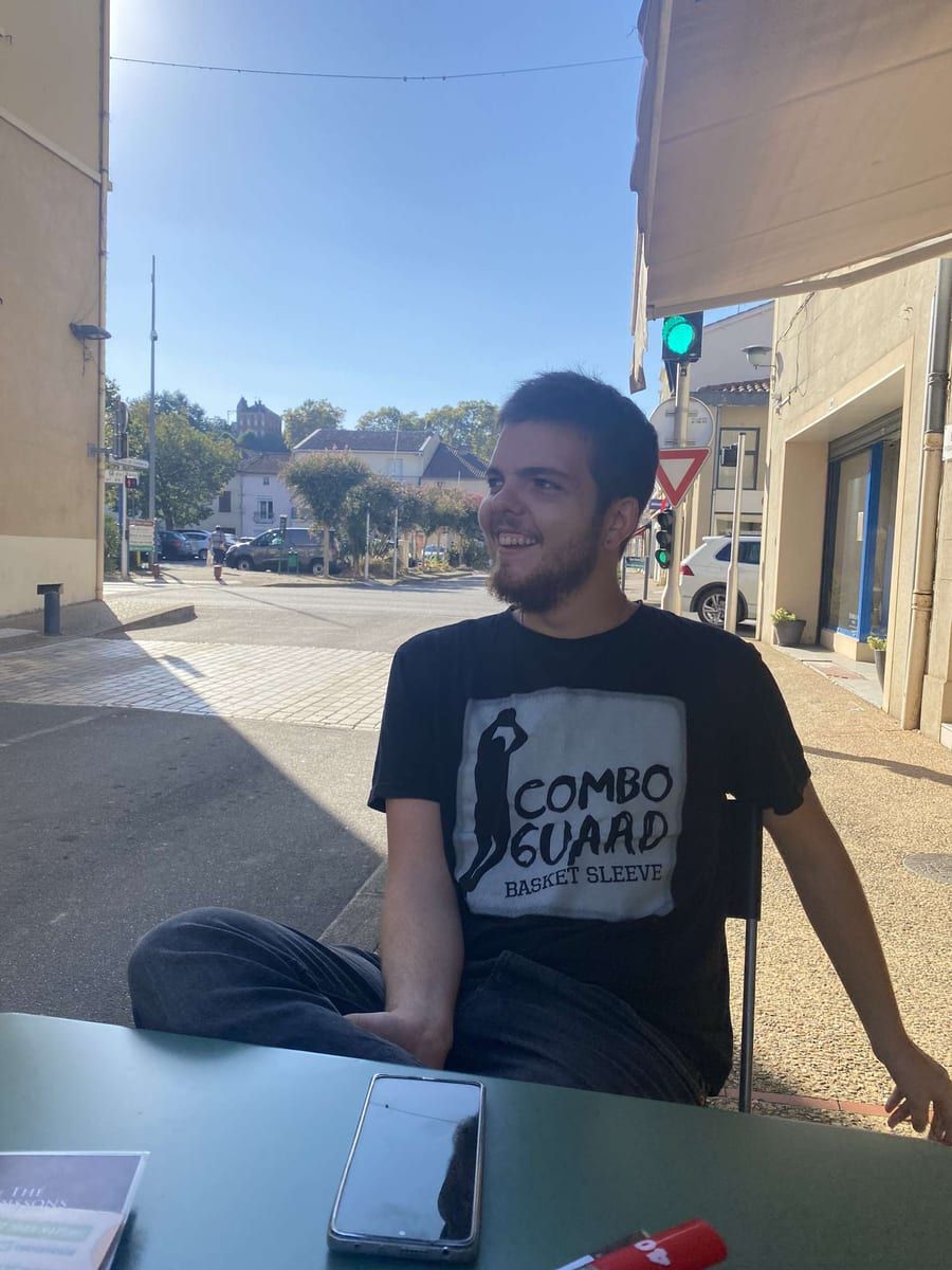 Jackson - Gay dating in Rochester Profile of Jackson, 22, Gay dating in Rochester (New Hampshire)