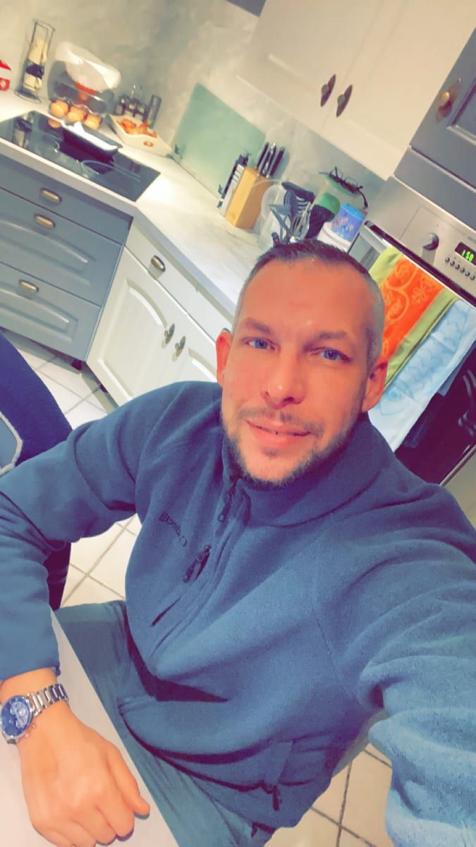 Profile of Jose, 43, Gay dating in New Bern (North Carolina)